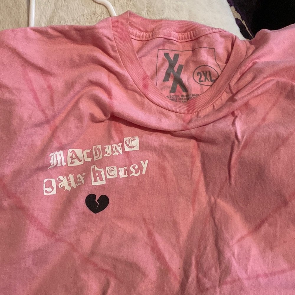 machine gun kelly 2x pink